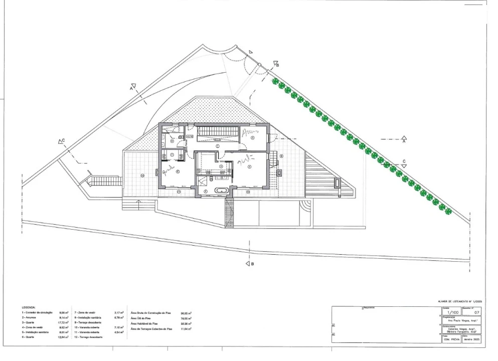 Moradia T5 para Venda em Loule (São Sebastião) Planta 2