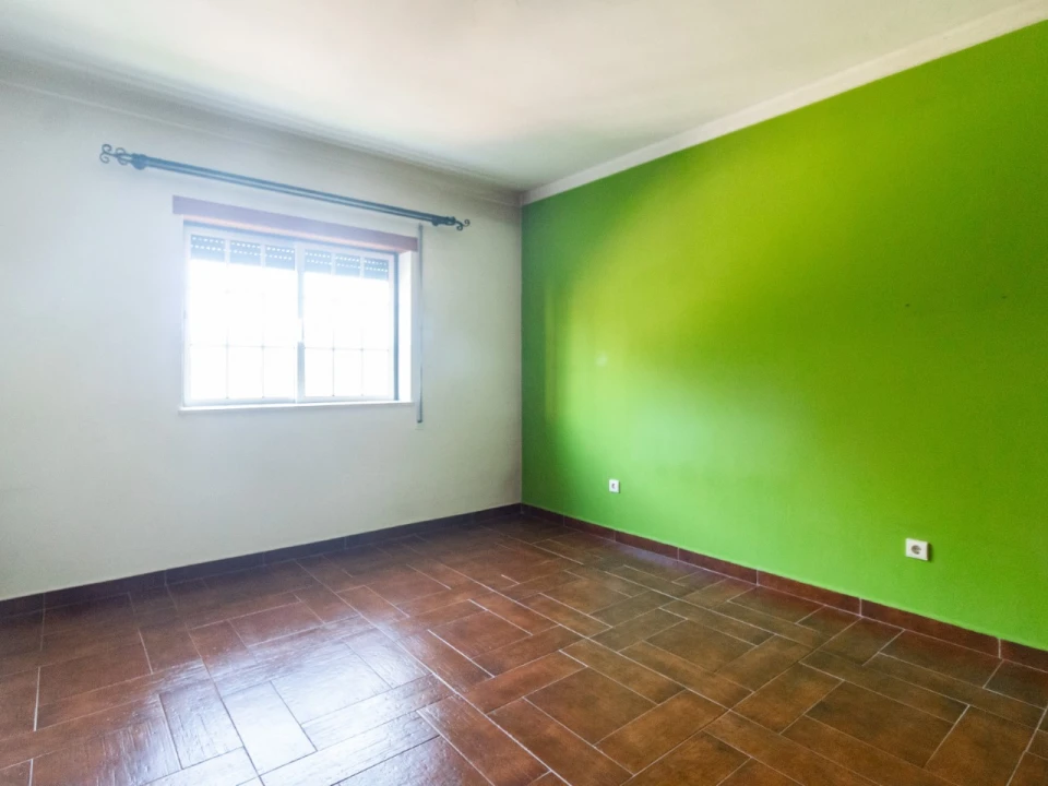 Moradia T3 para Venda em Serpins Foto 5