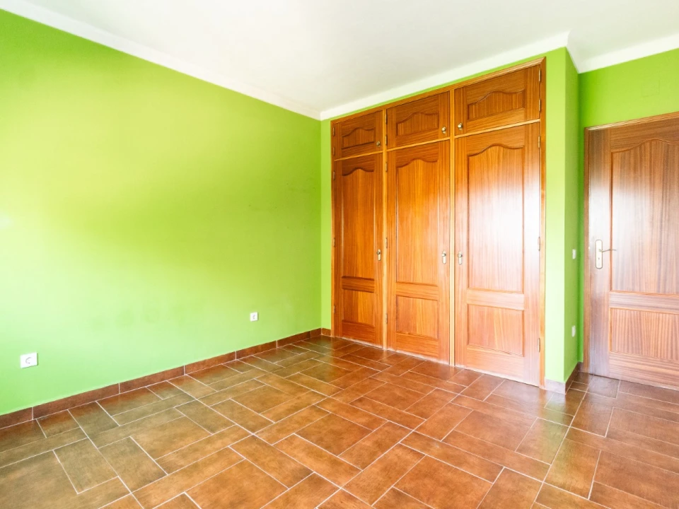 Moradia T3 para Venda em Serpins Foto 18