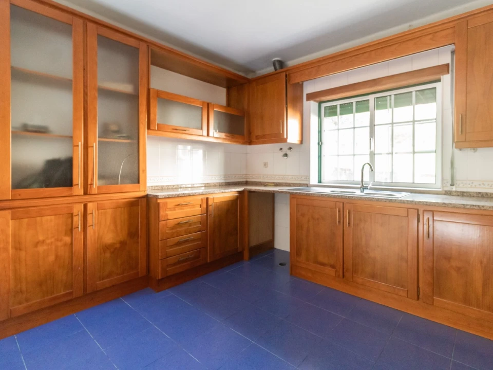 Moradia T3 para Venda em Serpins Foto 12