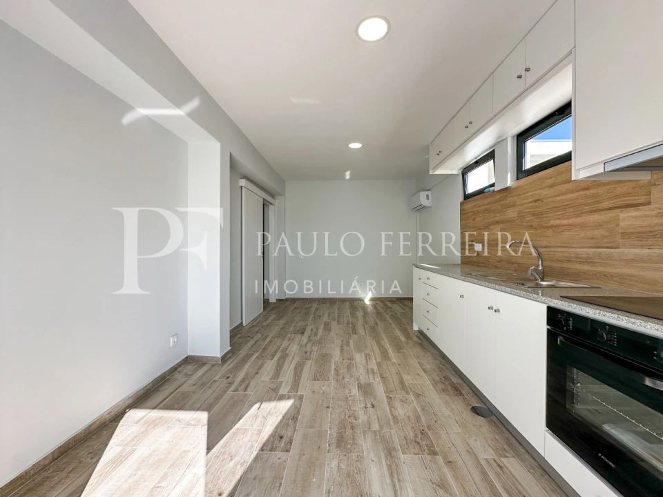 Moradia T2 para Arrendamento em Ribeirão Foto 2