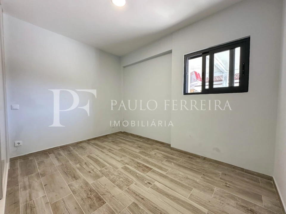 Moradia T2 para Arrendamento em Ribeirão Foto 7