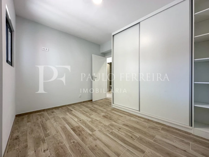 Moradia T2 para Arrendamento em Ribeirão Foto 6