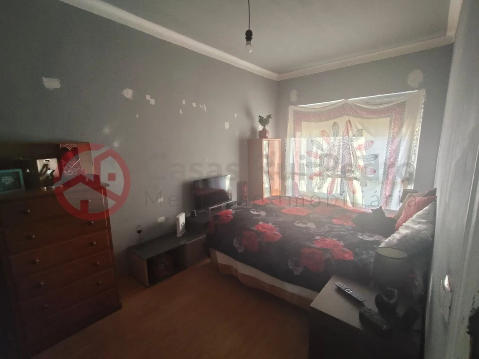 Apartamento T2 para Venda em Amora Foto 12