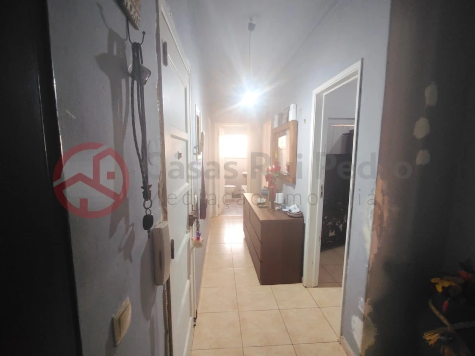 Apartamento T2 para Venda em Amora Foto 19