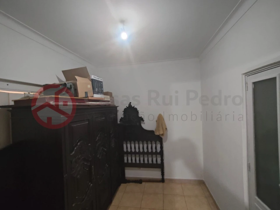 Apartamento T2 para Venda em Amora Foto 29