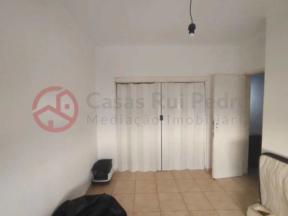 Apartamento T2 para Venda em Amora Foto 34