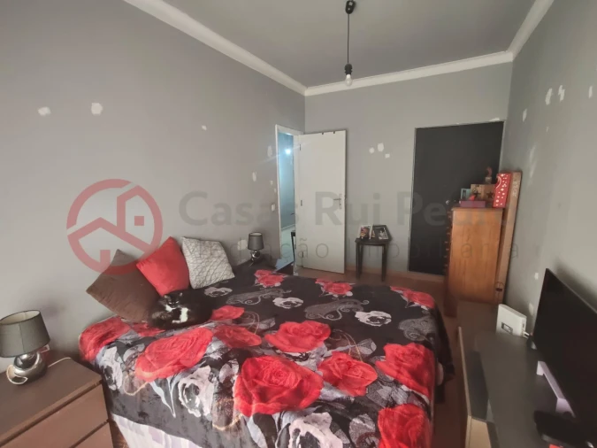 Apartamento T2 para Venda em Amora Foto 9