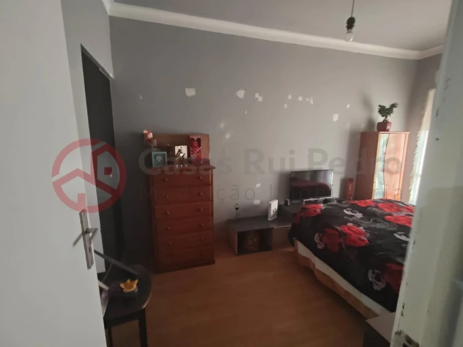 Apartamento T2 para Venda em Amora Foto 11