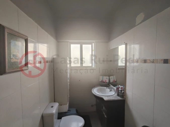 Apartamento T2 para Venda em Amora Foto 39
