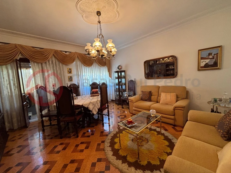 Apartamento T3 para Venda em Laranjeiro e Feijó Foto 1