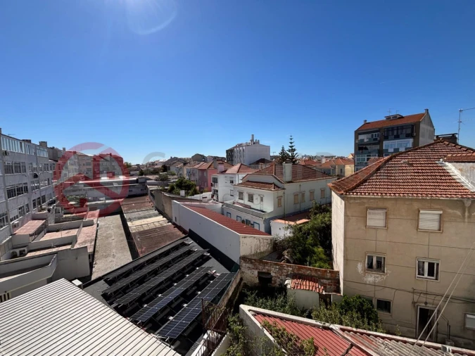 Apartamento T3 para Venda em Laranjeiro e Feijó Foto 5