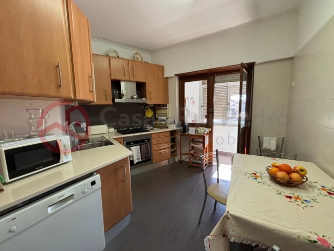 Apartamento T3 para Venda em Laranjeiro e Feijó Foto 6