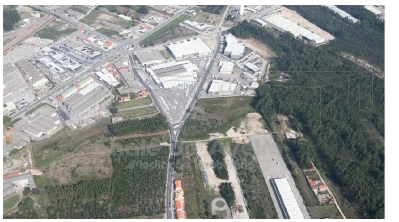 Armazém para Arrendamento em Esgueira Foto 2