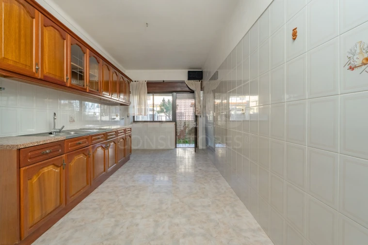 Moradia T4 para Venda em Samora Correia Foto 10