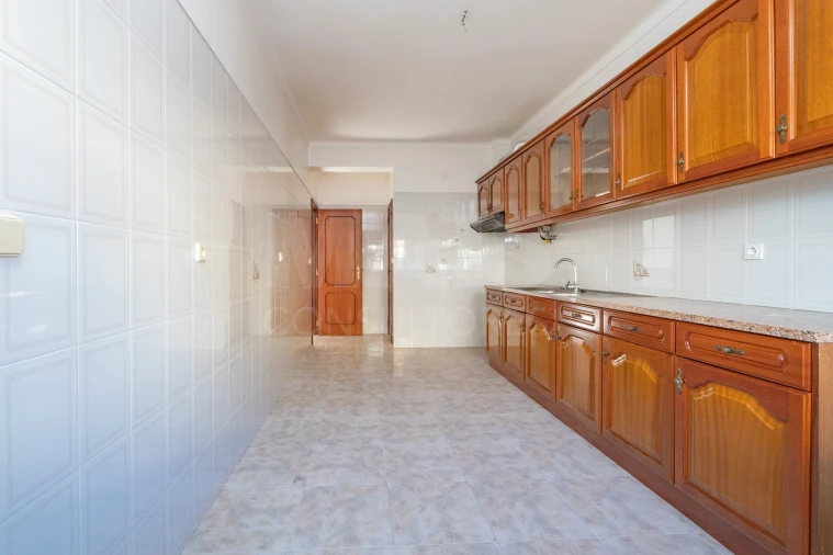 Moradia T4 para Venda em Samora Correia Foto 12