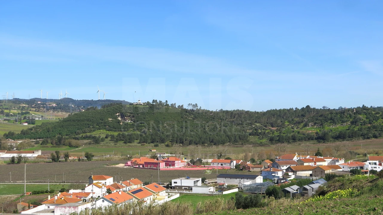 Terreno para Venda em Dois Portos e Runa Foto 2
