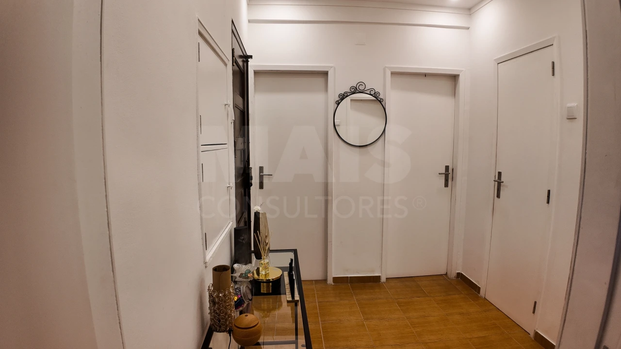 Apartamento T2 para Venda em Encosta do Sol Foto 2