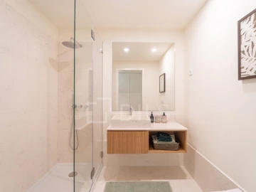 Apartamento T2 para Venda em Campanhã