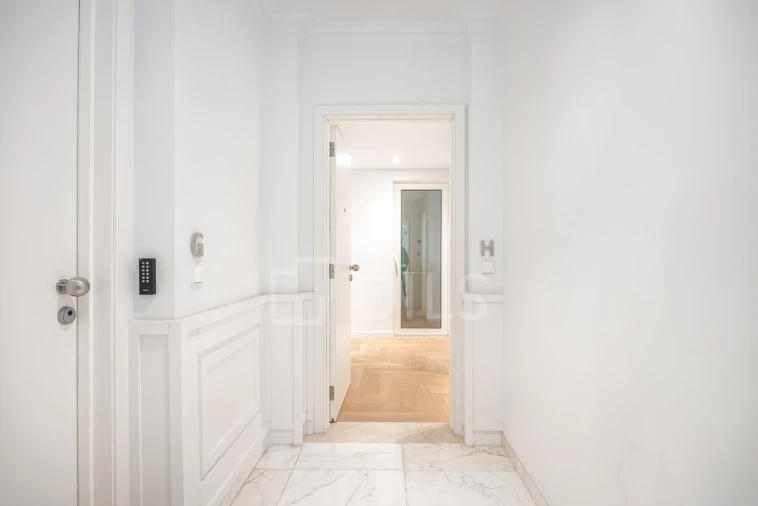 Apartamento T1 para Venda em Santa Maria Maior Foto 11