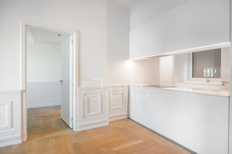 Apartamento T1 para Venda em Santa Maria Maior Foto 14