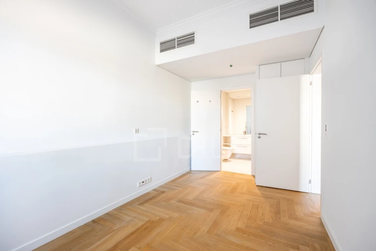 Apartamento T1 para Venda em Santa Maria Maior Foto 21