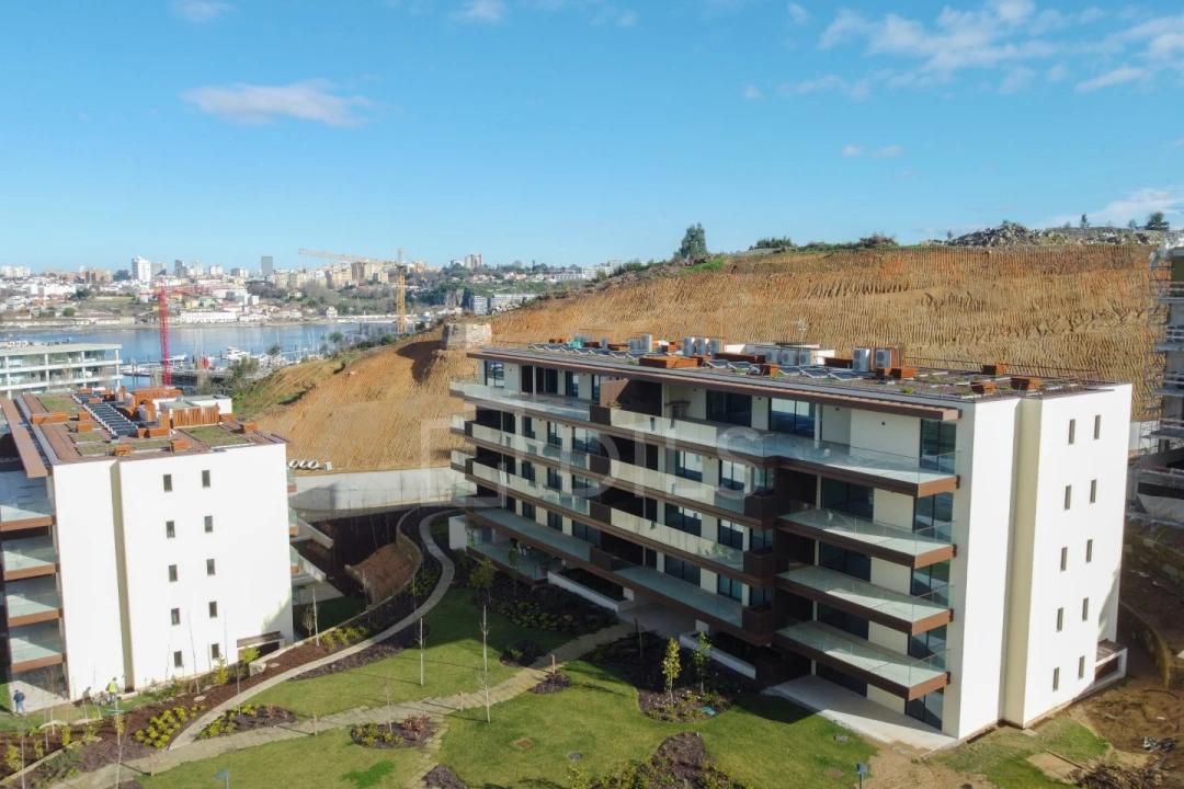 Apartamento T4 para Venda em Canidelo Foto 66