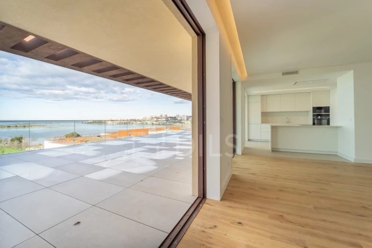 Apartamento T4 para Venda em Canidelo Foto 6