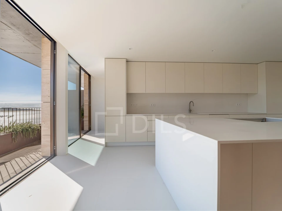 Apartamento T3 para Venda em Lordelo do Ouro e Massarelos Foto 5