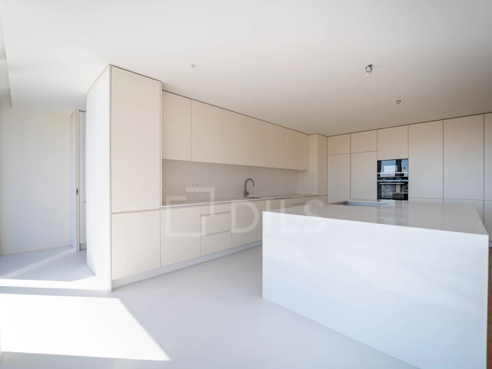 Apartamento T3 para Venda em Lordelo do Ouro e Massarelos Foto 24