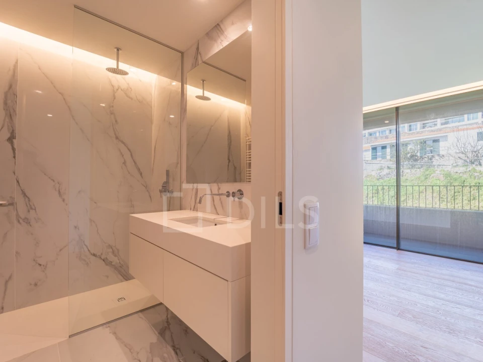 Apartamento T3 para Venda em Lordelo do Ouro e Massarelos Foto 52