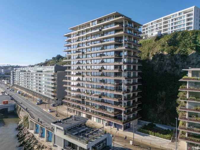 Apartamento T3 para Venda em Lordelo do Ouro e Massarelos Foto 2