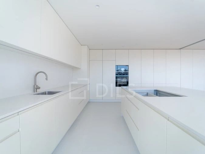 Apartamento T3 para Venda em Lordelo do Ouro e Massarelos Foto 23