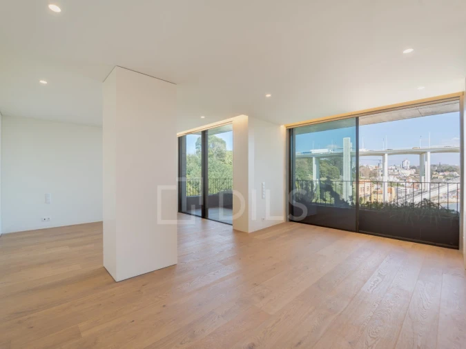 Apartamento T3 para Venda em Lordelo do Ouro e Massarelos Foto 38