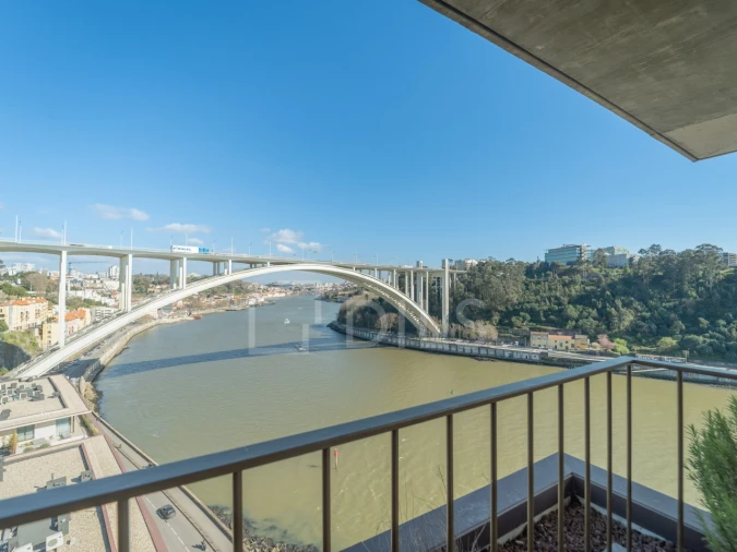 Apartamento T3 para Venda em Lordelo do Ouro e Massarelos Foto 64
