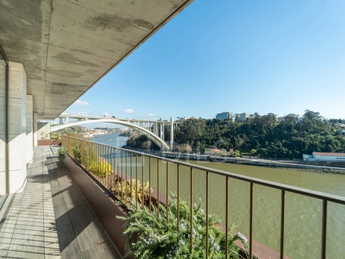 Apartamento T3 para Venda em Lordelo do Ouro e Massarelos Foto 67