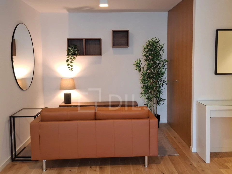 Apartamento T1 para Arrendamento em Campanhã Foto 6