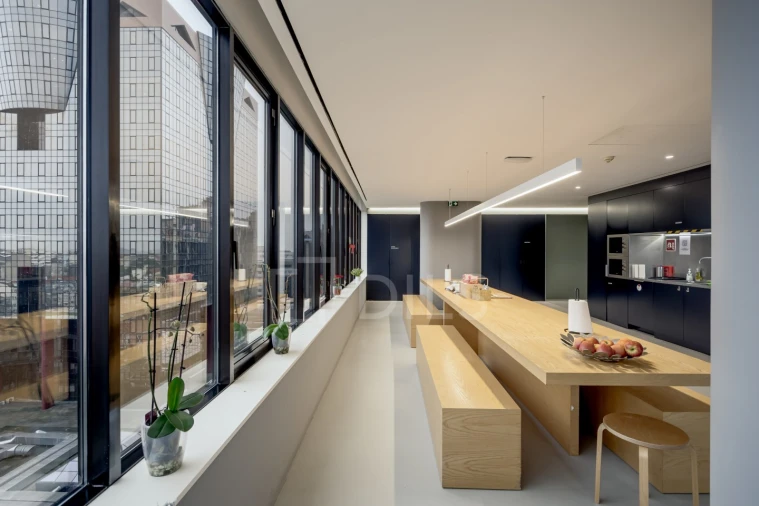 Escritório para Arrendamento em Campo de Ourique Foto 18