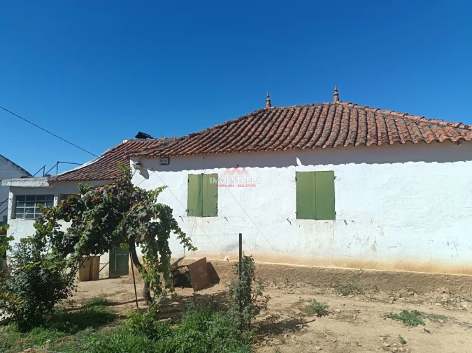 Moradia T5 para Venda em Freches e Torres Foto 2