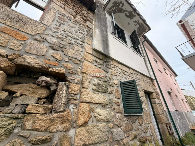 Moradia T3 para Venda em Paços da Serra Foto 2