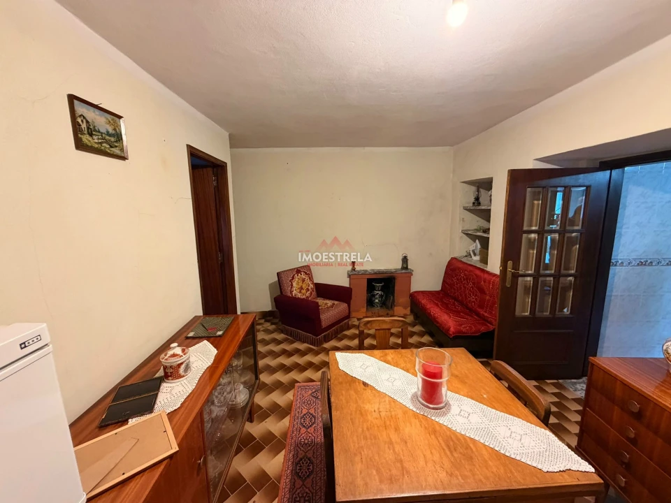 Moradia T4 para Venda em Vide e Cabeça Foto 14