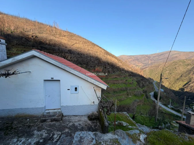 Moradia T4 para Venda em Vide e Cabeça Foto 2