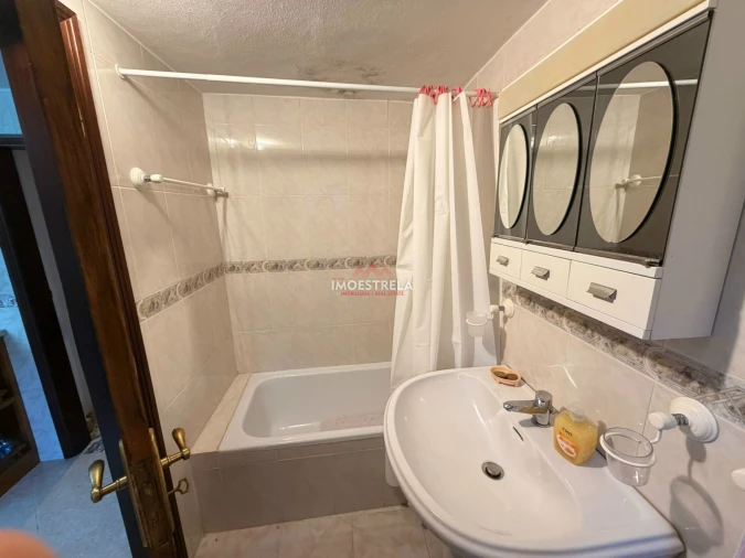 Moradia T4 para Venda em Vide e Cabeça Foto 18