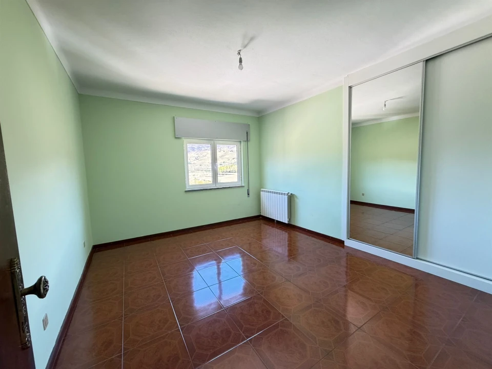 Moradia T3 para Venda em Sandomil Foto 7