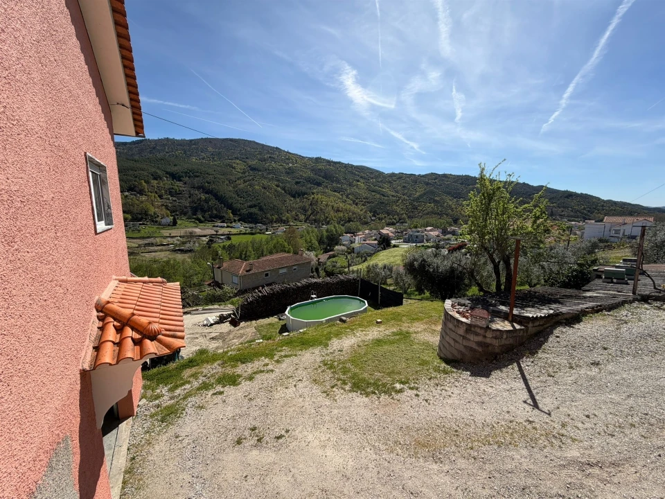 Moradia T3 para Venda em Sandomil Foto 15