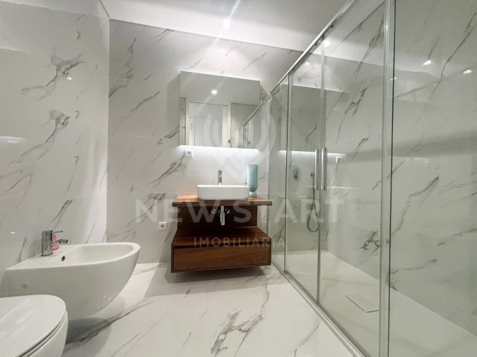 Apartamento T1 para Venda em Olhão Foto 9