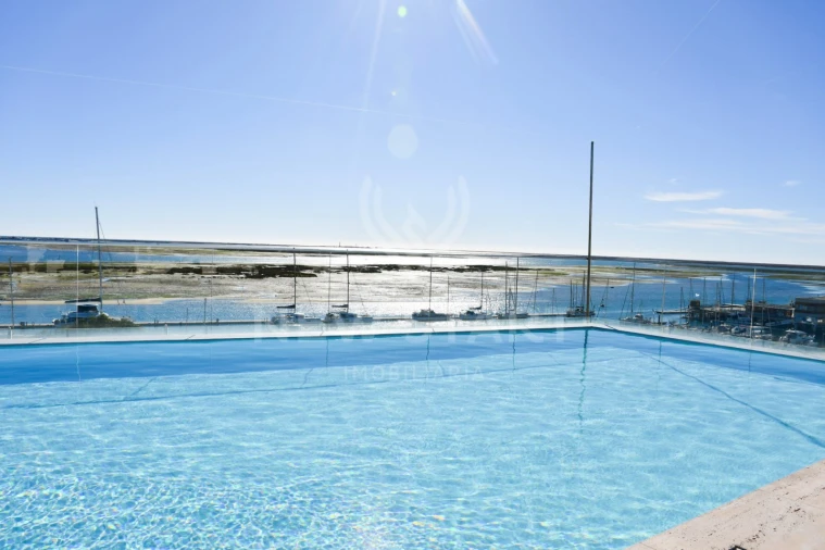 Apartamento T1 para Venda em Olhão Foto 21