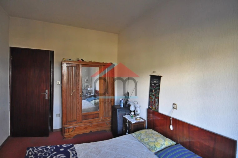 Moradia T5 para Venda em Podame Foto 12