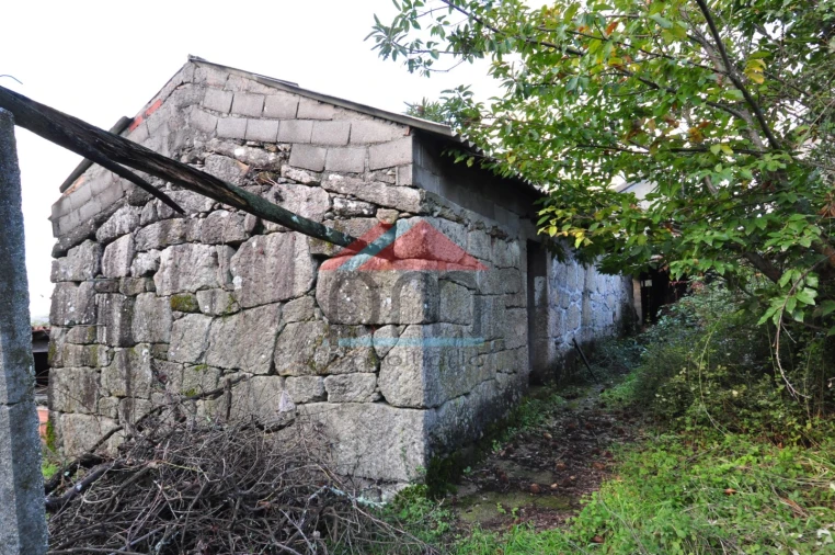 Moradia T5 para Venda em Podame Foto 22