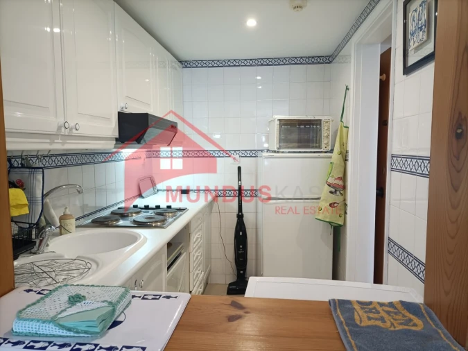 Apartamento T1 para Venda em Sesimbra (Santiago) Foto 11